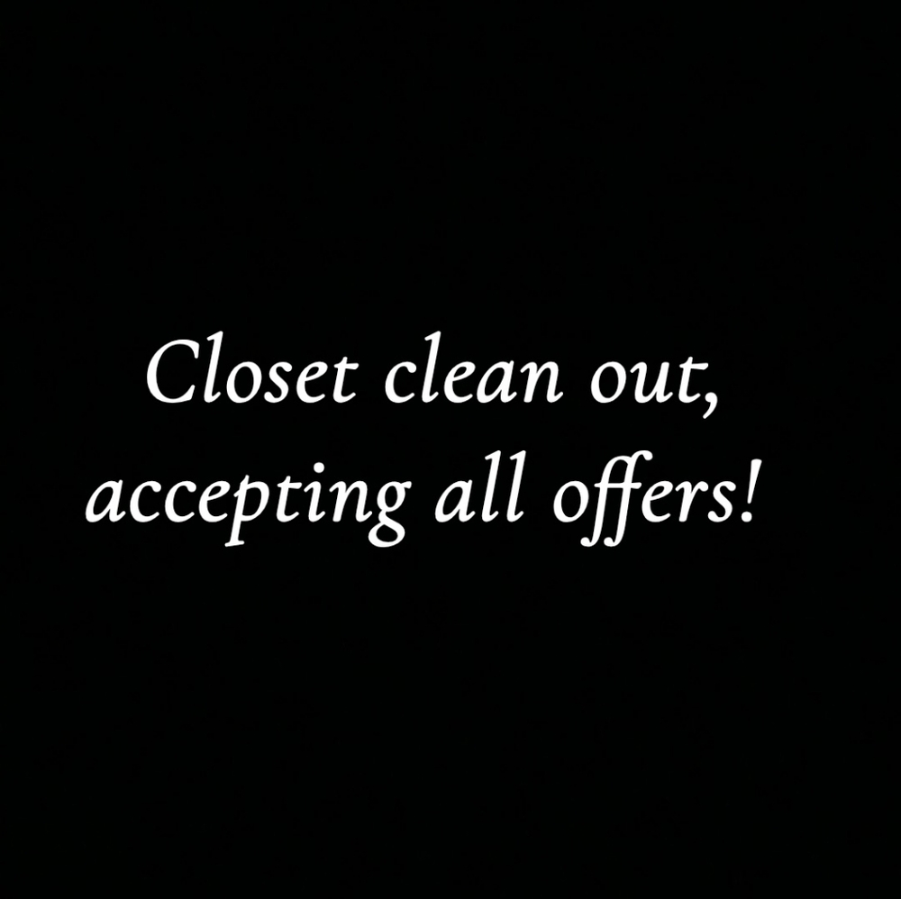 Closet Clean Out Announcement